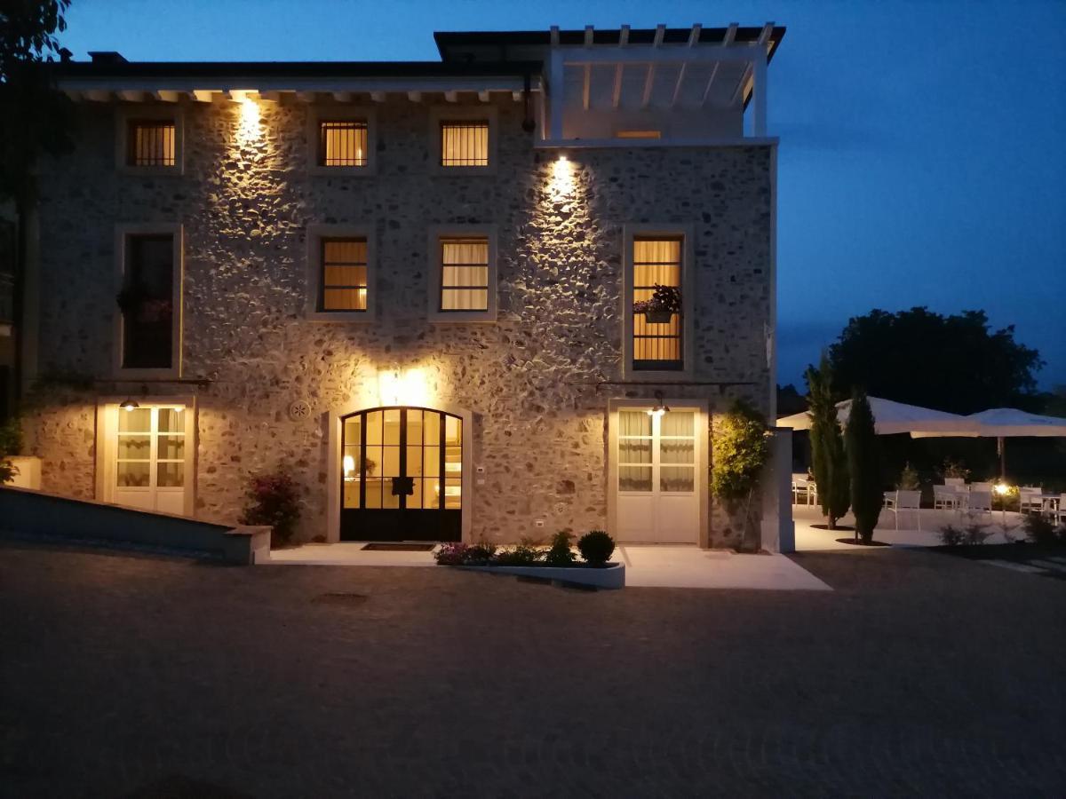 Relais Ca' Morenica Валеджо-суль-Минчо Экстерьер фото